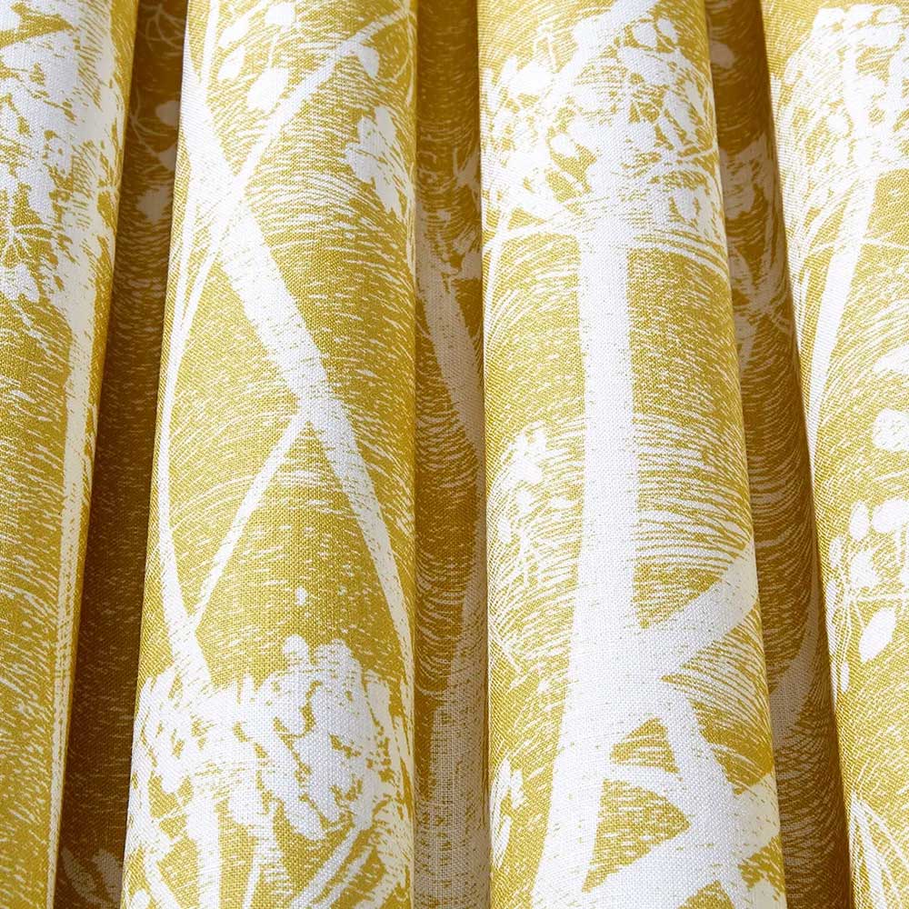 Cole & Son Cow Parsley Linen Fabric | White & Chartreuse | F111/5020
