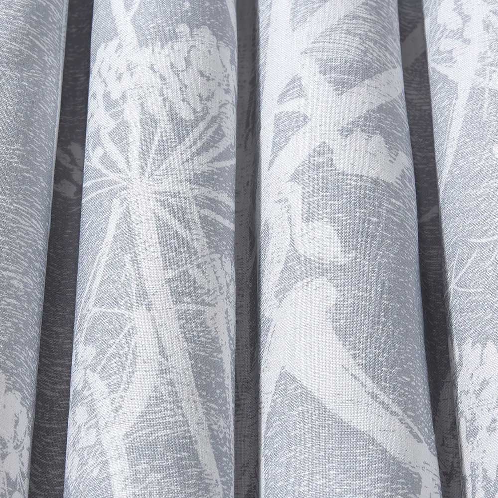 Cole & Son Cow Parsley Linen Fabric | Soft Grey | F111/5021