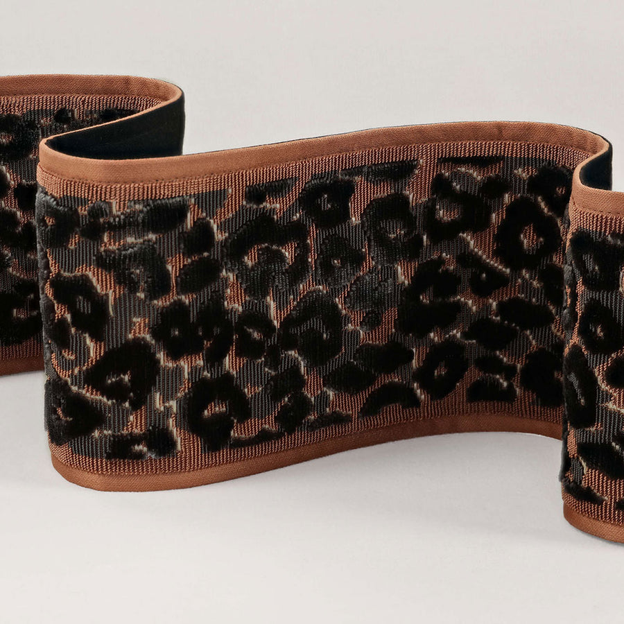 Leopard Velvet Braid Umber Trimmings by Romo - T115/06 | Modern 2 Interiors